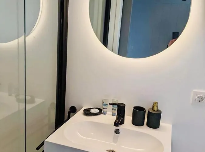 Winter At Surla Houseboat Splendid At Marina *