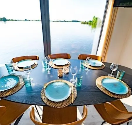 6 Personen Luxe Houseboat Splendid Nabij Amsterdam