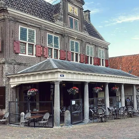 Hotel en barco Winter At Surla Houseboat Splendid At Marina